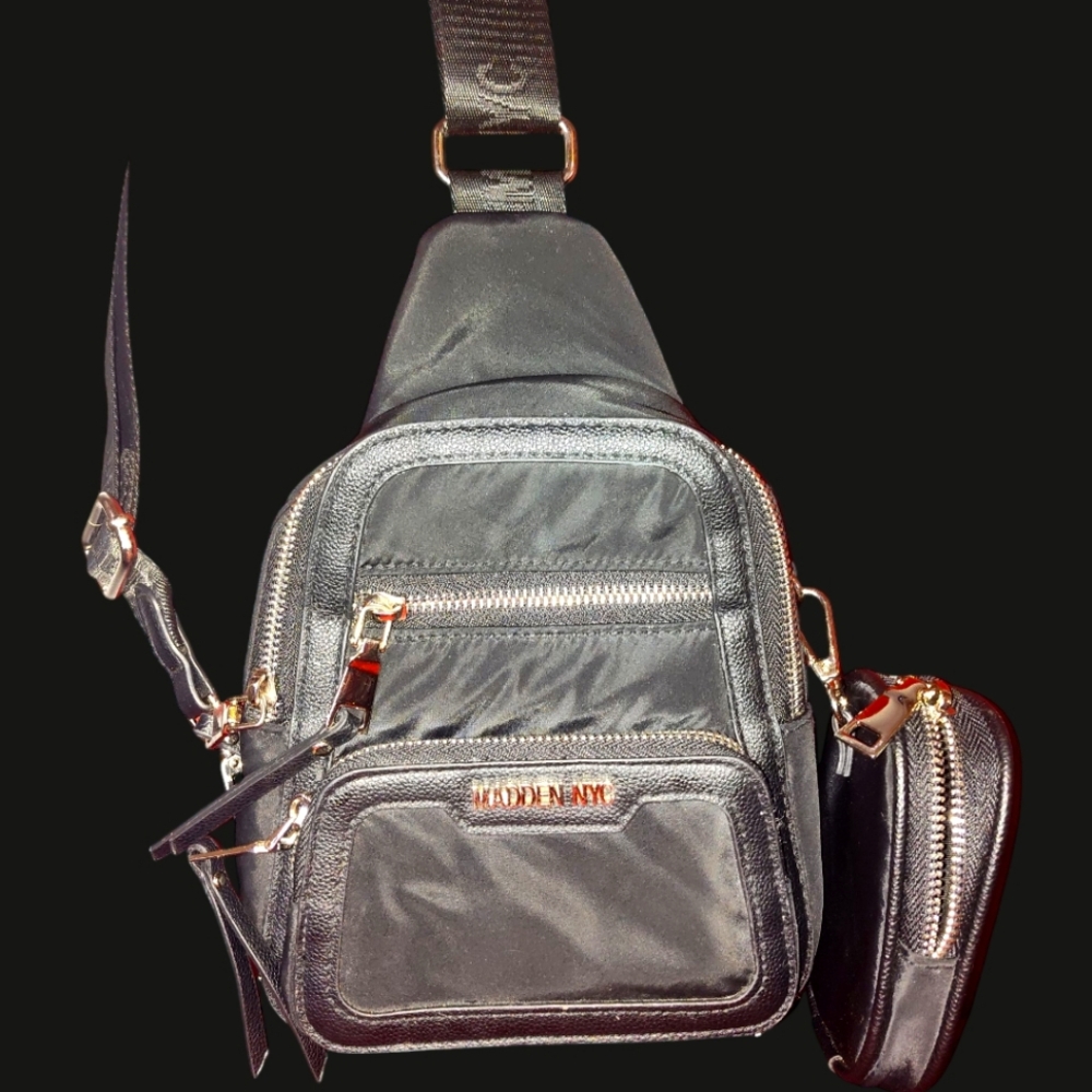 Black Crossbody Bag by Steve Madden